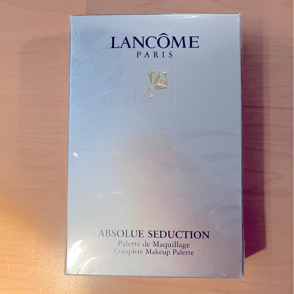 Lancôme Absolue Seduction makeup palette - (NEW-sealed)